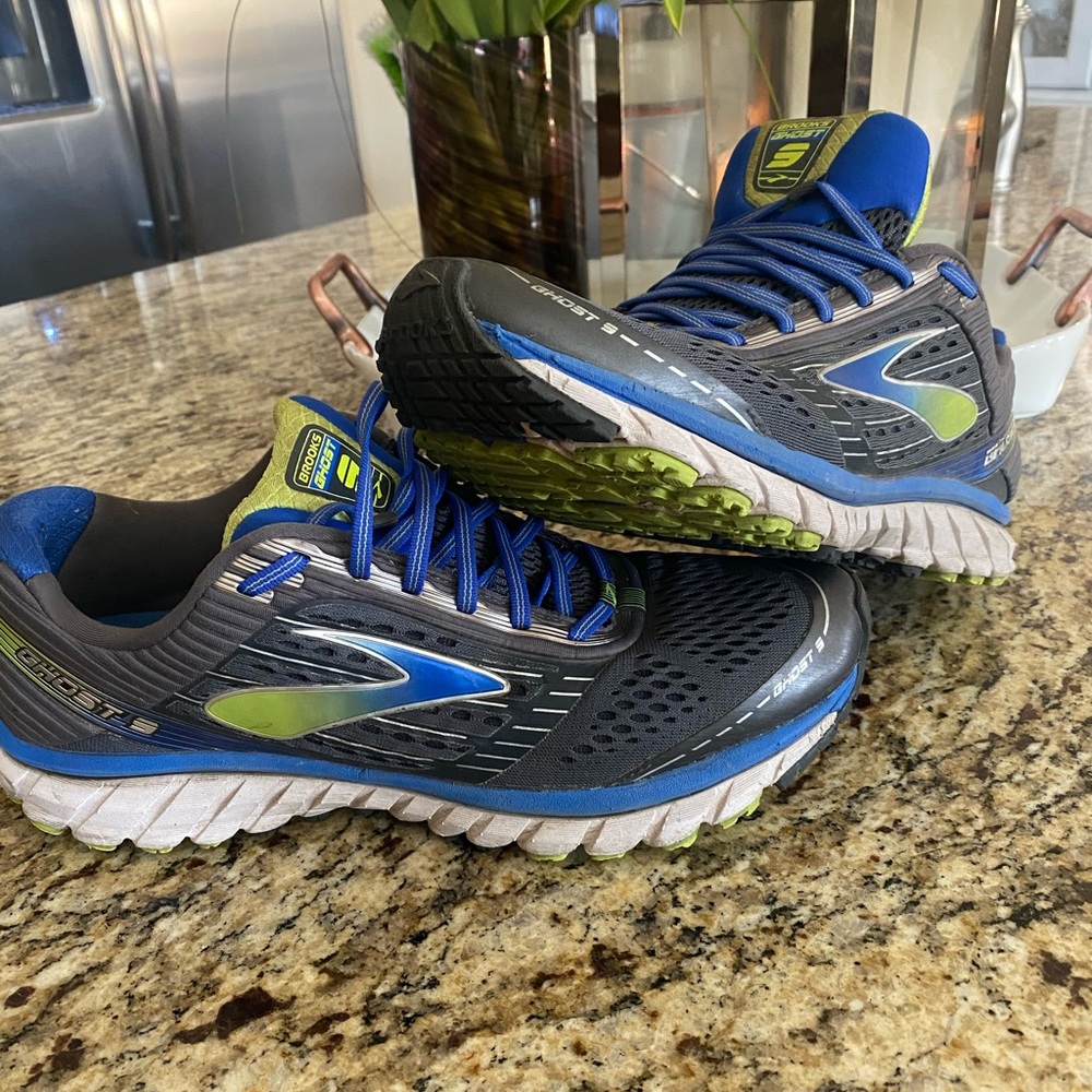 Brooks Ghost
